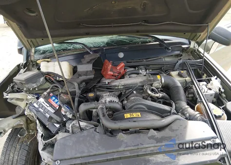 2000 Land Rover Discovery Series Ii Cloth/Series Ii Leather from USA, damaged, VIN SALTY1244YA282606